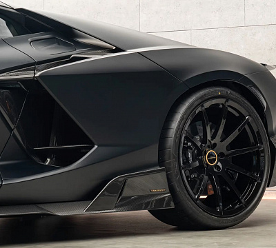 Фото дисков Mansory FV.10 на Lamborghini Revuelto