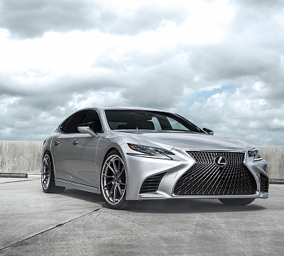 Фото дисков Anrky AN33 на  Lexus LS V