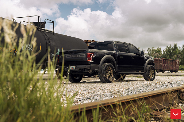 Фото дисков Vossen HF6-4 Сатиновое темное золото на Ford F-150 XIII