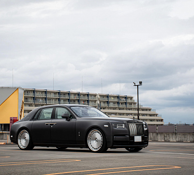 Фото дисков HRE 935 на Rolls-Royce Phantom