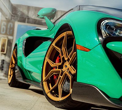 Фото дисков Vossen EVO-3R на McLaren 600