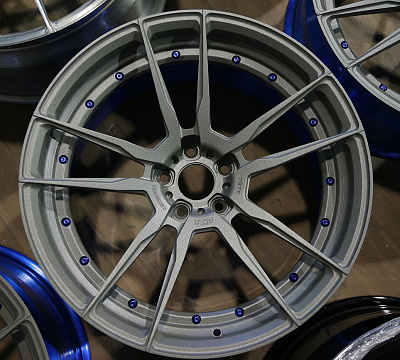 ADV.1 ADV5.2 M.V2 CS