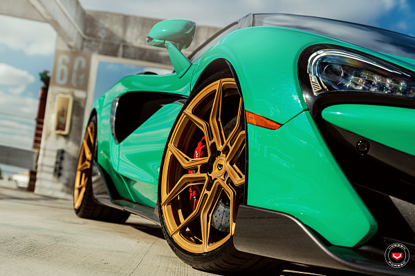 Фото дисков Vossen EVO-3R Глянцевое темное золото на McLaren 600