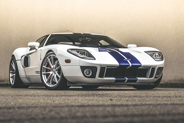 Фото дисков HRE P104 Глянцевый лак на Ford GT I