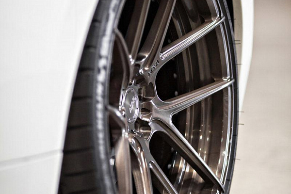 Фото дисков ADV.1 ADV5.0 M.V2 SL Глянцевый темный лак на Maserati GranTurismo I
