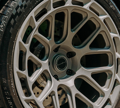 Фото дисков Brixton Forged TR08 AERO1 на BMW 5/M5 (G60/G90)