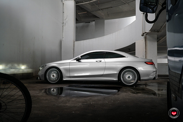 Фото дисков Vossen S17-16 Серебро на Mercedes-Benz S-Class (W222, C217)