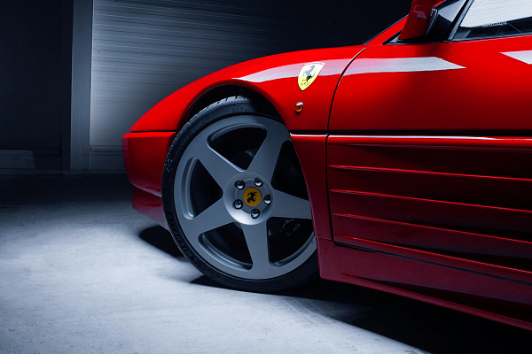 Ferrari F355