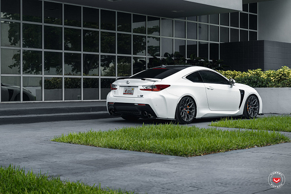 Фото дисков Vossen S17-01 Сатиновый графит на Lexus GS IV