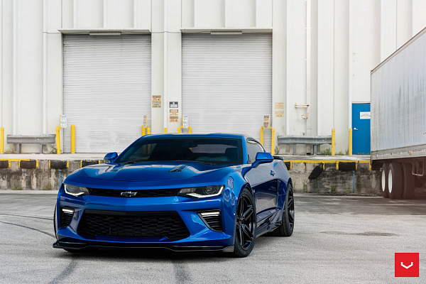 Фото дисков Vossen HF-1 Черный глянец на Chevrolet Camaro VI