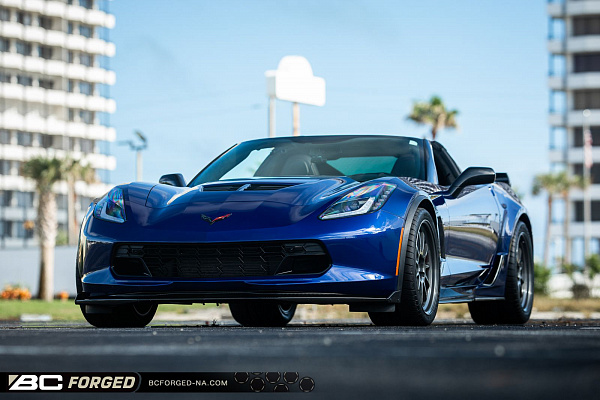 Фото дисков BC Forged TD01 Матовый графит на Chevrolet Corvette C7