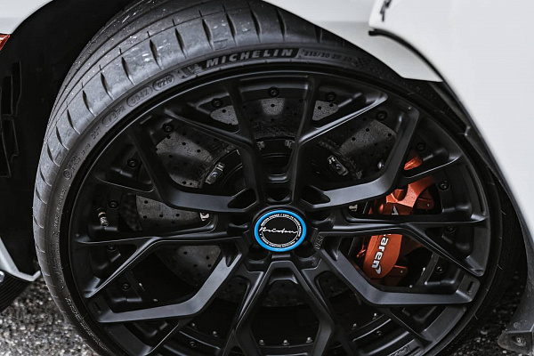 Фото дисков Brixton Forged PF10 Черный сатин на McLaren 720S