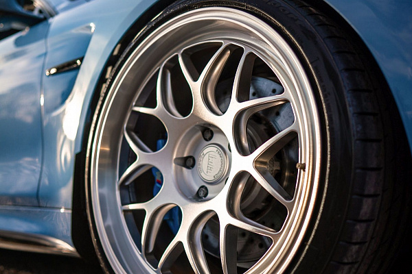 Фото дисков Bola FP5 Сатиновый лак на BMW 4/M4 (F32/F82)
