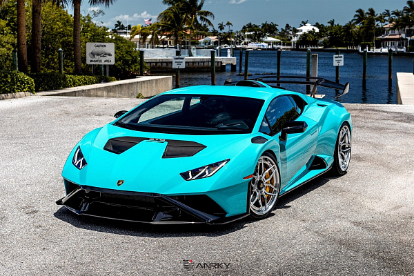 Фото дисков Anrky AN36 Полированный лак на Lamborghini Huracan