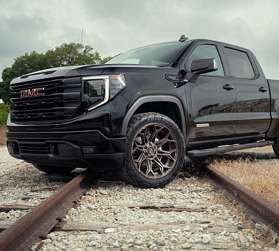Фото дисков 4PLAY 4P83 на GMC Sierra IV