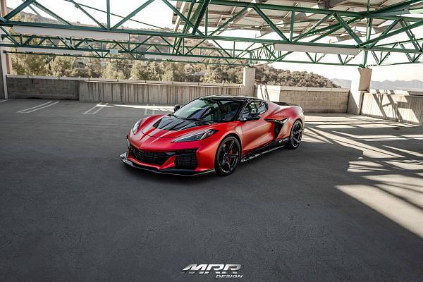 Фото дисков MRR F23 Черный глянец на Chevrolet Corvette C8