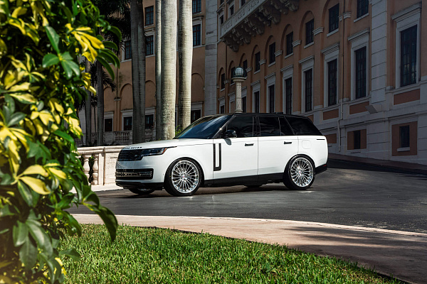 Фото дисков HRE S209H Полированный лак на Land Rover Range Rover V