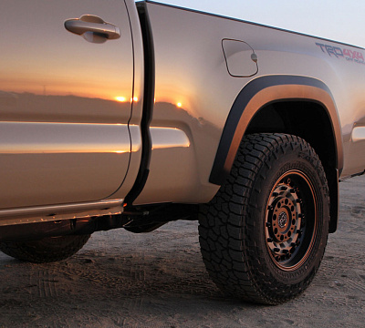 Фото дисков Black Rhino ARSENAL на Toyota Tacoma III