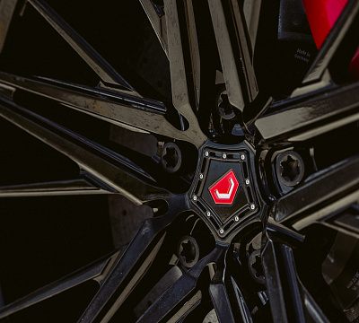 Фото дисков Vossen M-X6 на Lamborghini Urus