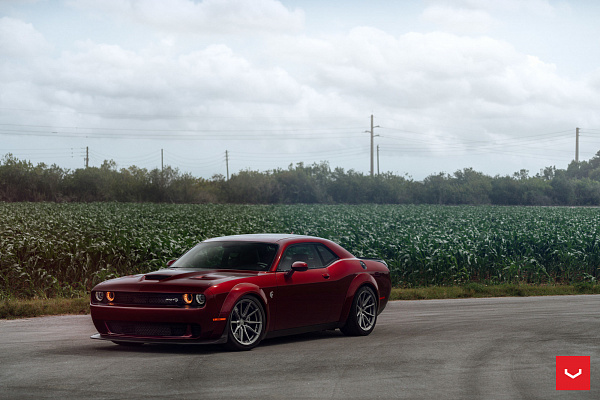 Фото дисков Vossen HF-3 Сатиновый графит на Dodge Challenger III