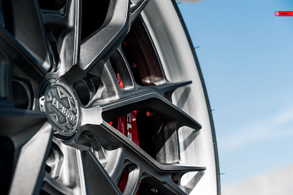 Фото дисков Anrky S3-X5 Сатиновый темный лак на McLaren 600