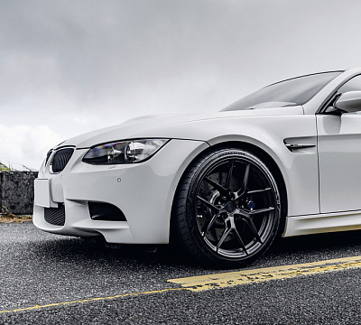 Фото дисков MRR NES SS-1.1 на BMW 3/M3 (E90)