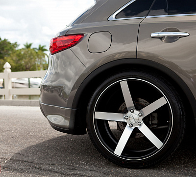 Фото дисков Vossen CV3 на Infiniti FX II