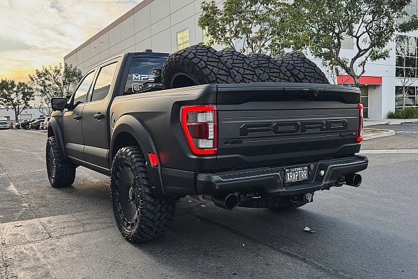 Фото дисков Giovanna Dicotto Черный глянец на Ford F-150 XIV