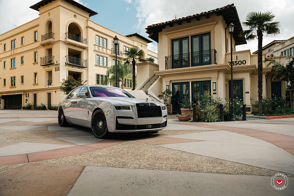 Фото дисков Vossen S17-16 Черный глянец на Rolls-Royce Ghost II