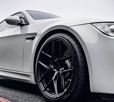 Фото дисков MRR NES SS-1.1 на BMW 3/M3 (E90)