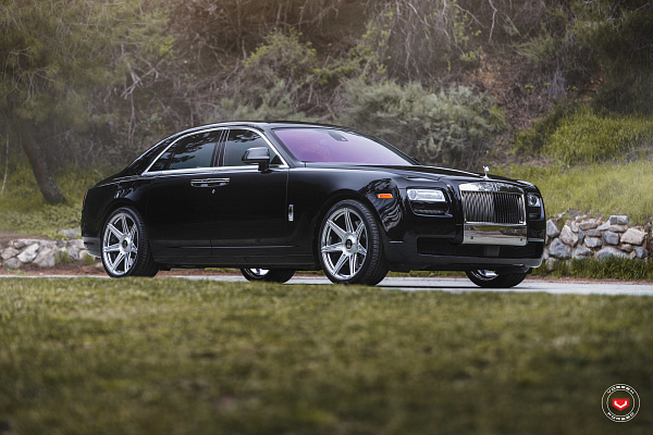 Фото дисков Vossen S17-11 Глянцевый лак на Rolls-Royce Ghost I