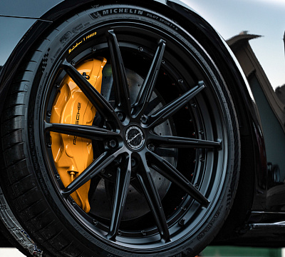 Фото дисков Brixton Forged R11-R на Porsche Panamera II