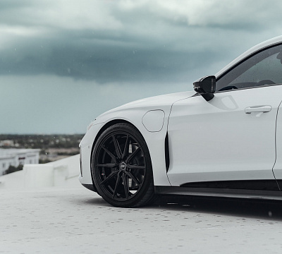 Фото дисков Vossen HF-3 на Audi E-tron GT