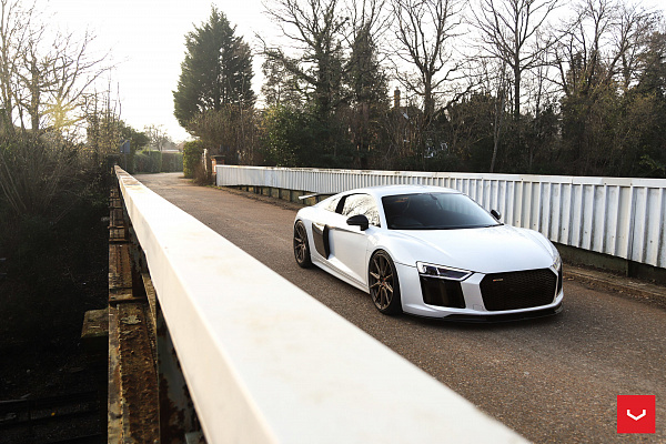 Audi R8