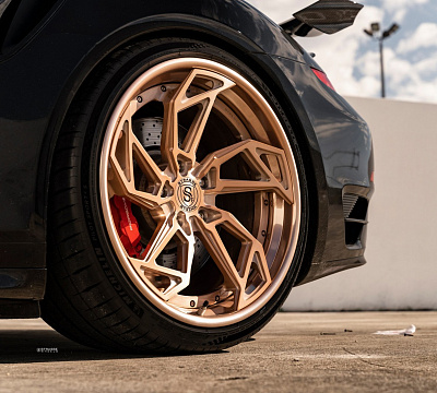 Фото дисков Strasse Wheels SB1 Deep Concave FS на Porsche 911 VII