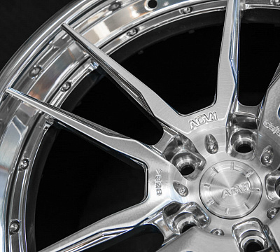 ADV.1 ADV5.2 Track Spec CS
