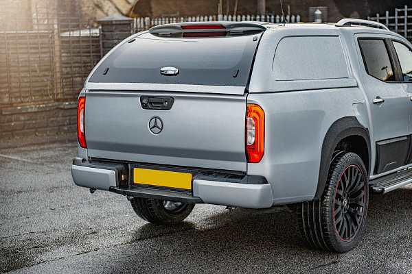 Фото дисков Kahn Kahn RS Черный сатин на Mercedes-Benz X-Class