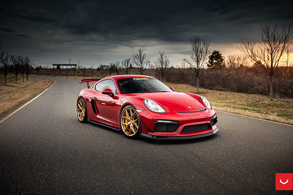 Фото дисков Vossen HF-5 Глянцевое золото на Porsche Cayman II