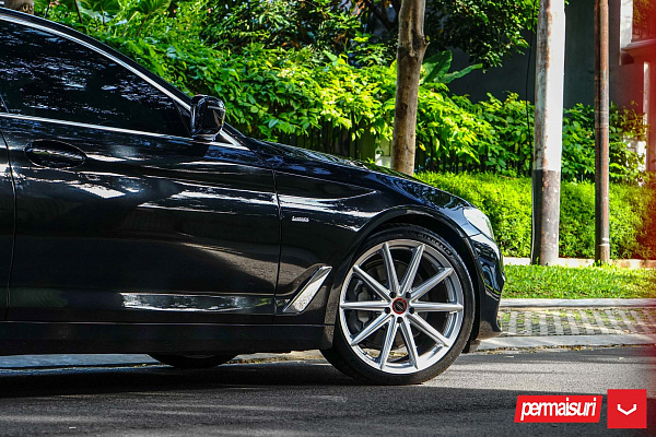 Фото дисков Vossen VFS-10 Серебро на BMW 5/M5 (G30/F90)