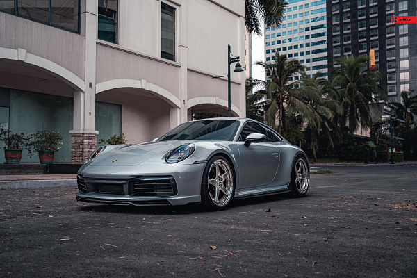 Фото дисков Anrky RS5 Полированный лак на Porsche 911 VIII