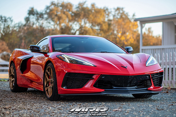 Фото дисков MRR F10 Глянцевая медь на Chevrolet Corvette C8