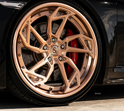 Фото дисков Strasse Wheels SB1 Deep Concave FS на Porsche 911 VII