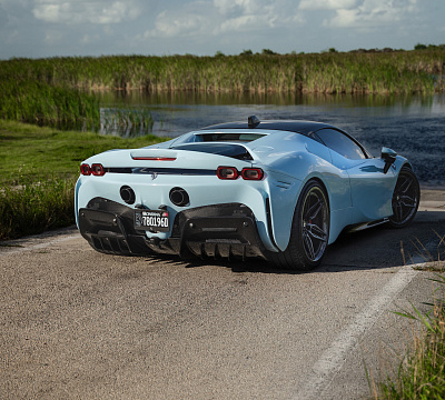 Фото дисков Strasse Wheels SV4-RS Deep Concave FS на Ferrari SF90