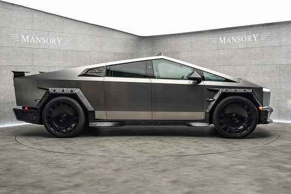Фото дисков Mansory FD.15 Черный глянец на Tesla Cybertruck