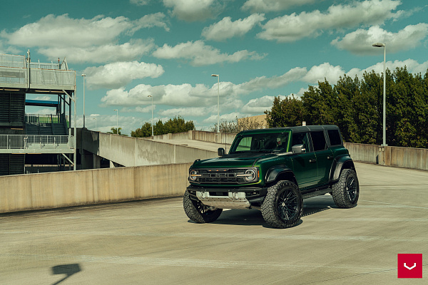 Фото дисков Vossen HF6-5 Черный сатин на Ford Bronco