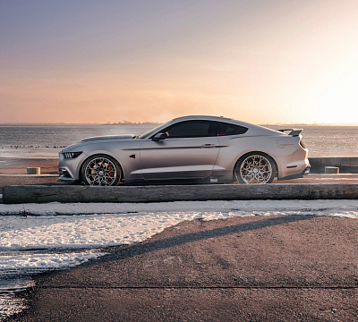 Фото дисков HRE FF10 на Ford Mustang VI