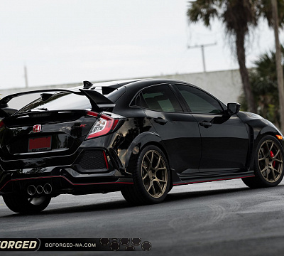 Фото дисков BC Forged RZ05 на Honda Civic Type R FL5