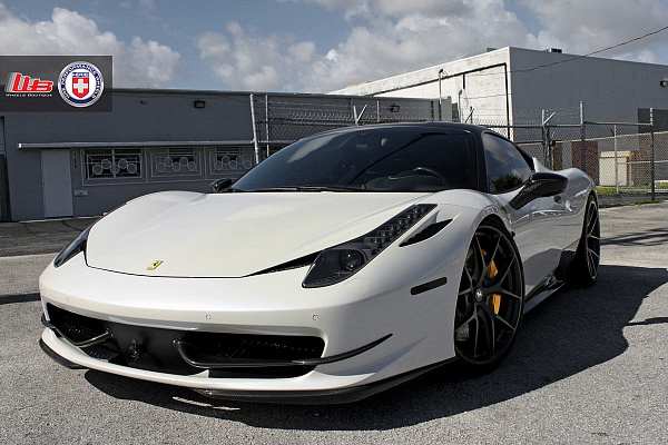 Фото дисков HRE P101 Черный сатин на Ferrari 458
