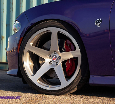 Фото дисков HRE 305M на Dodge Charger VII
