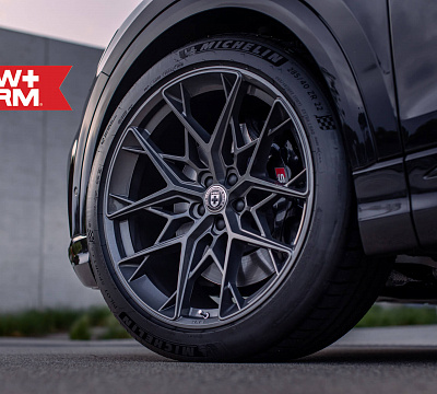 Фото дисков HRE FF10 на Audi Q8